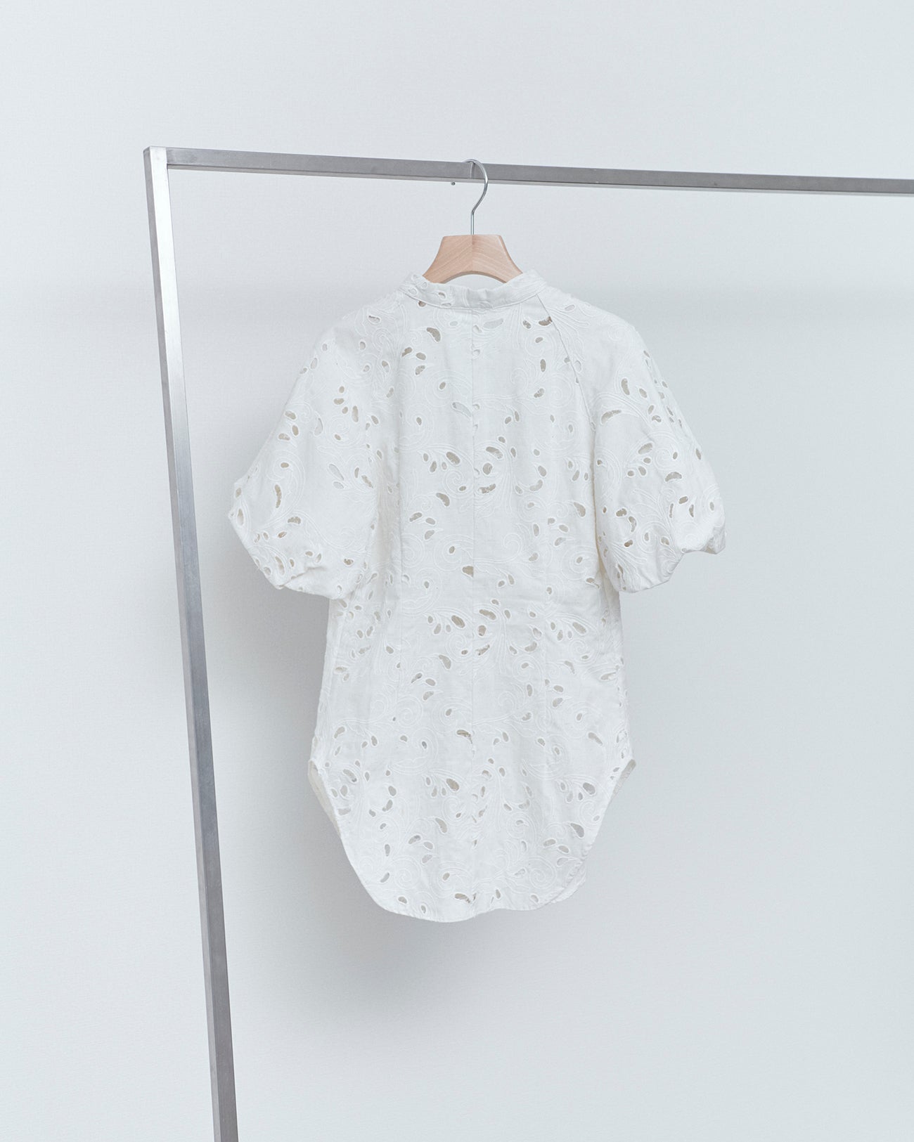 cotton lace puffsleeve tunic