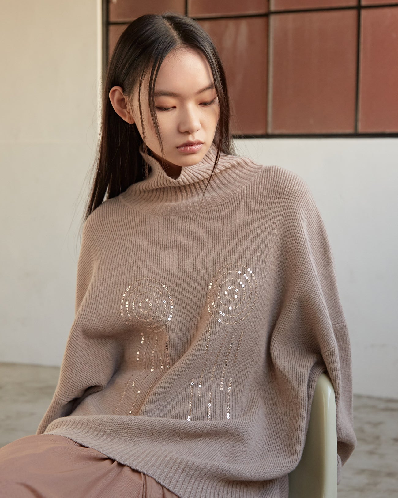 spangle high neck knit