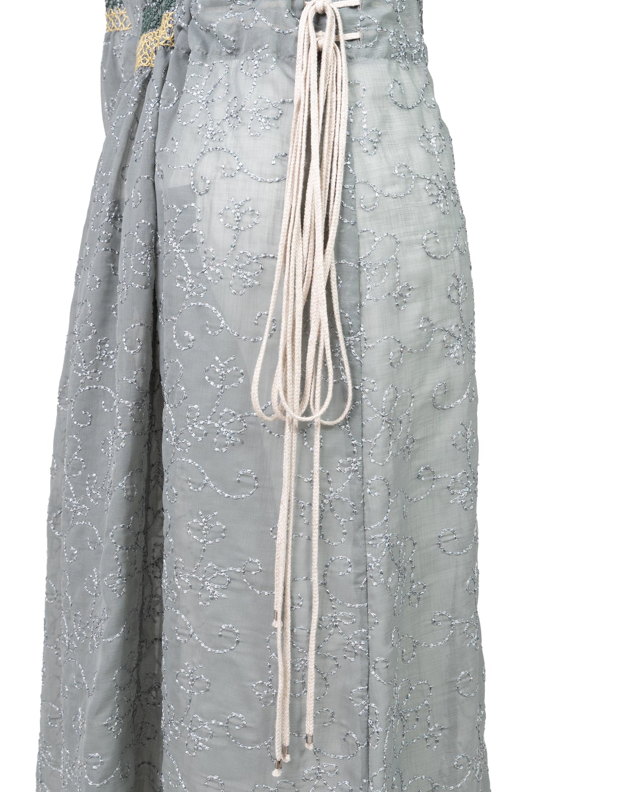 floral emb smocking dress