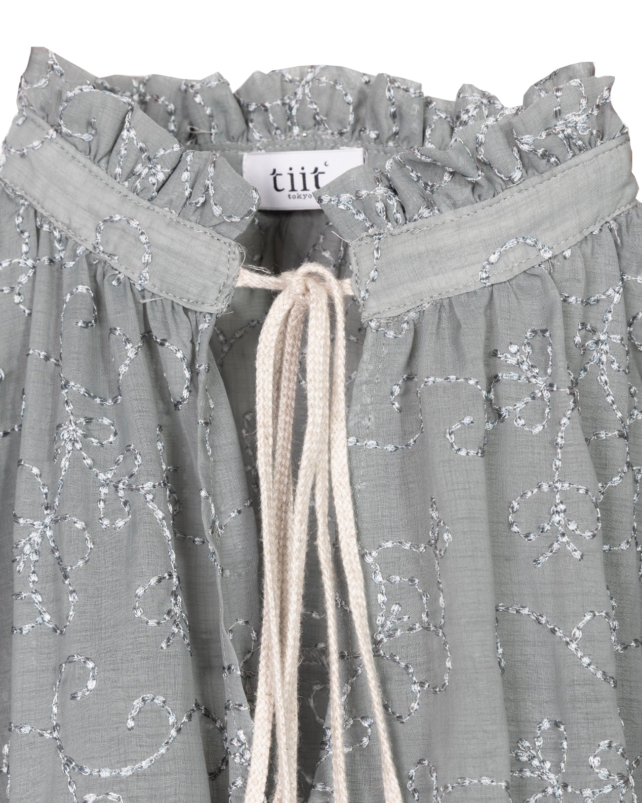floral emb smocking dress