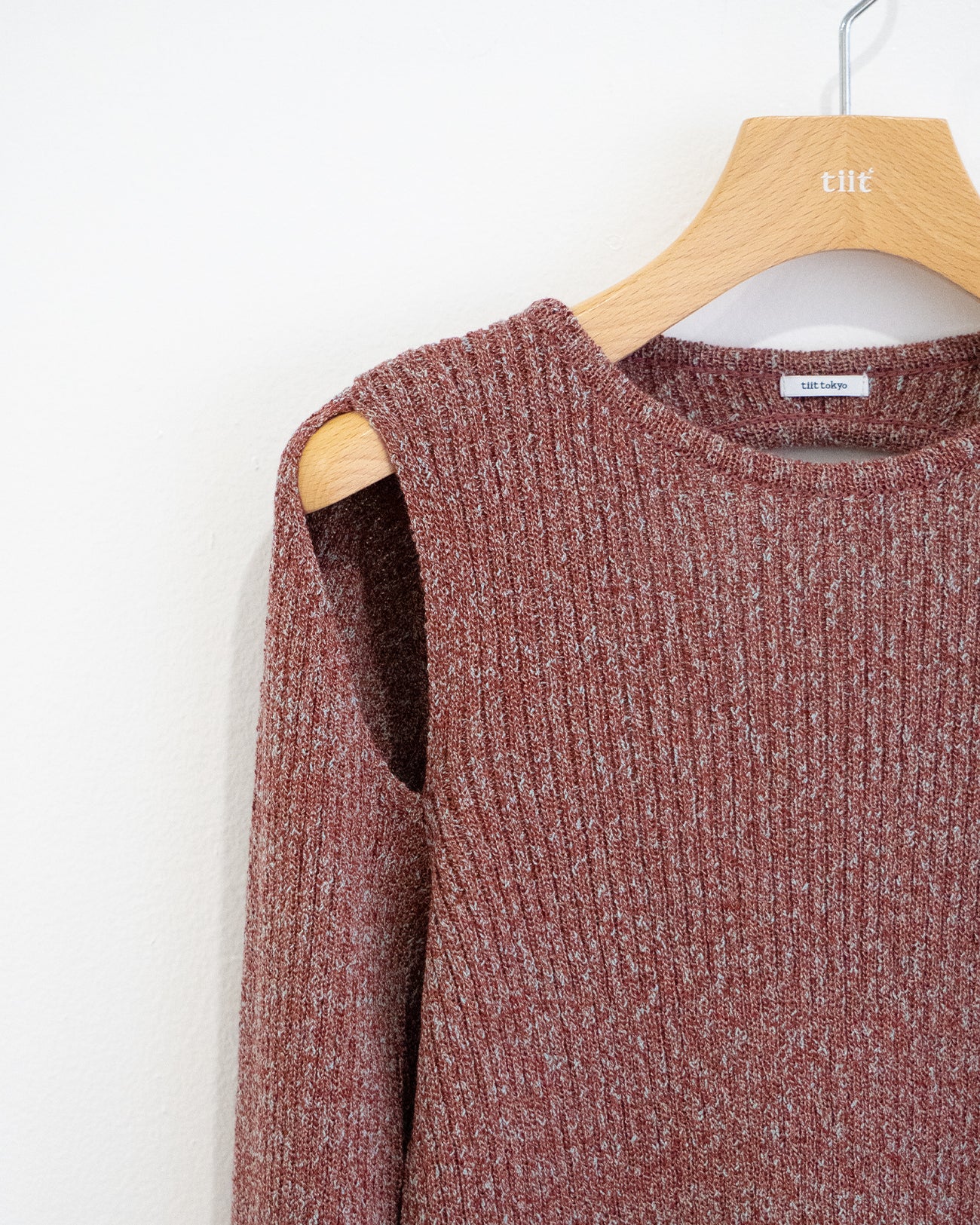 tight knit pullover