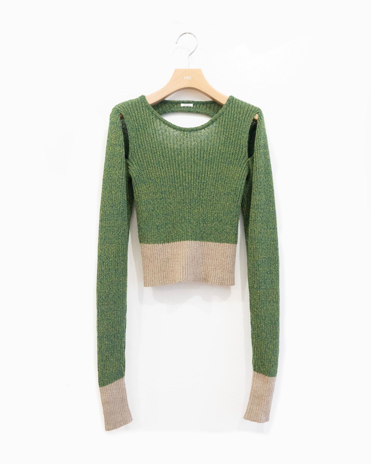 tight knit pullover
