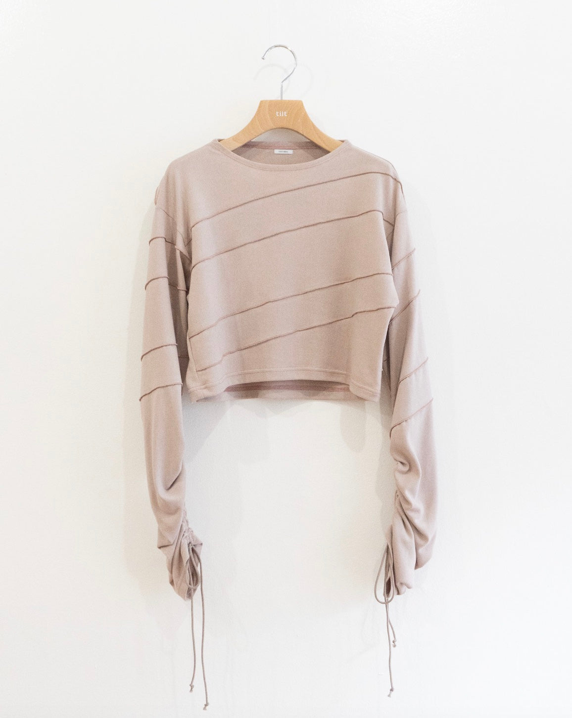 drawst mellow pullover