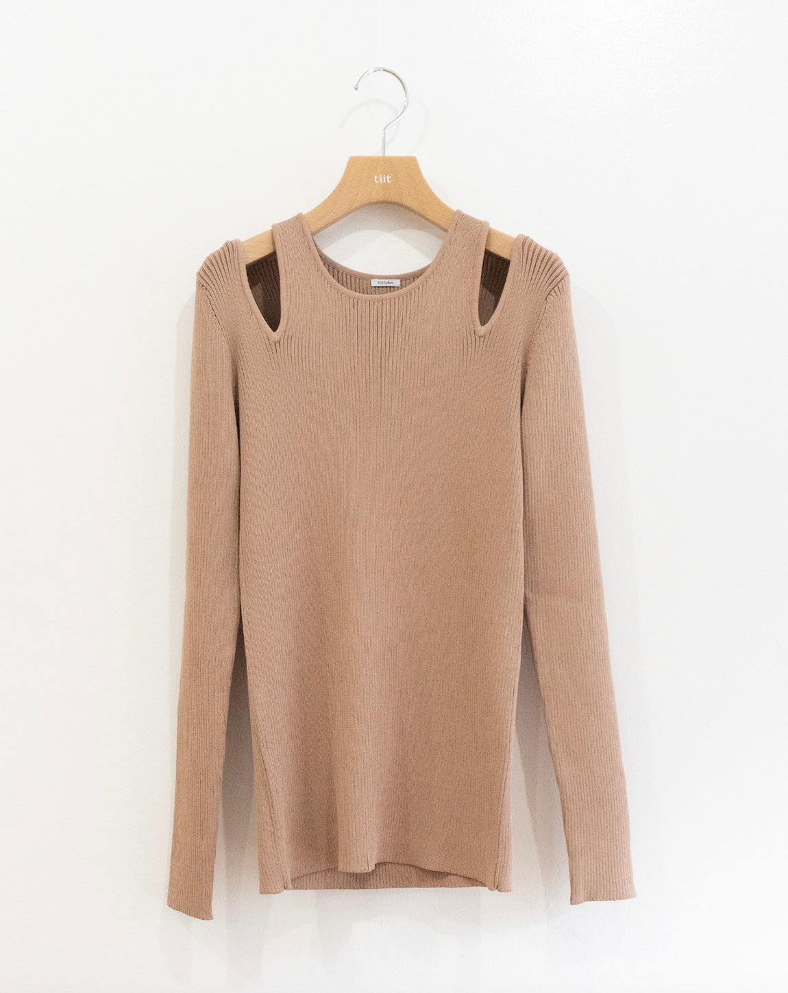 open shoulder knit pullover