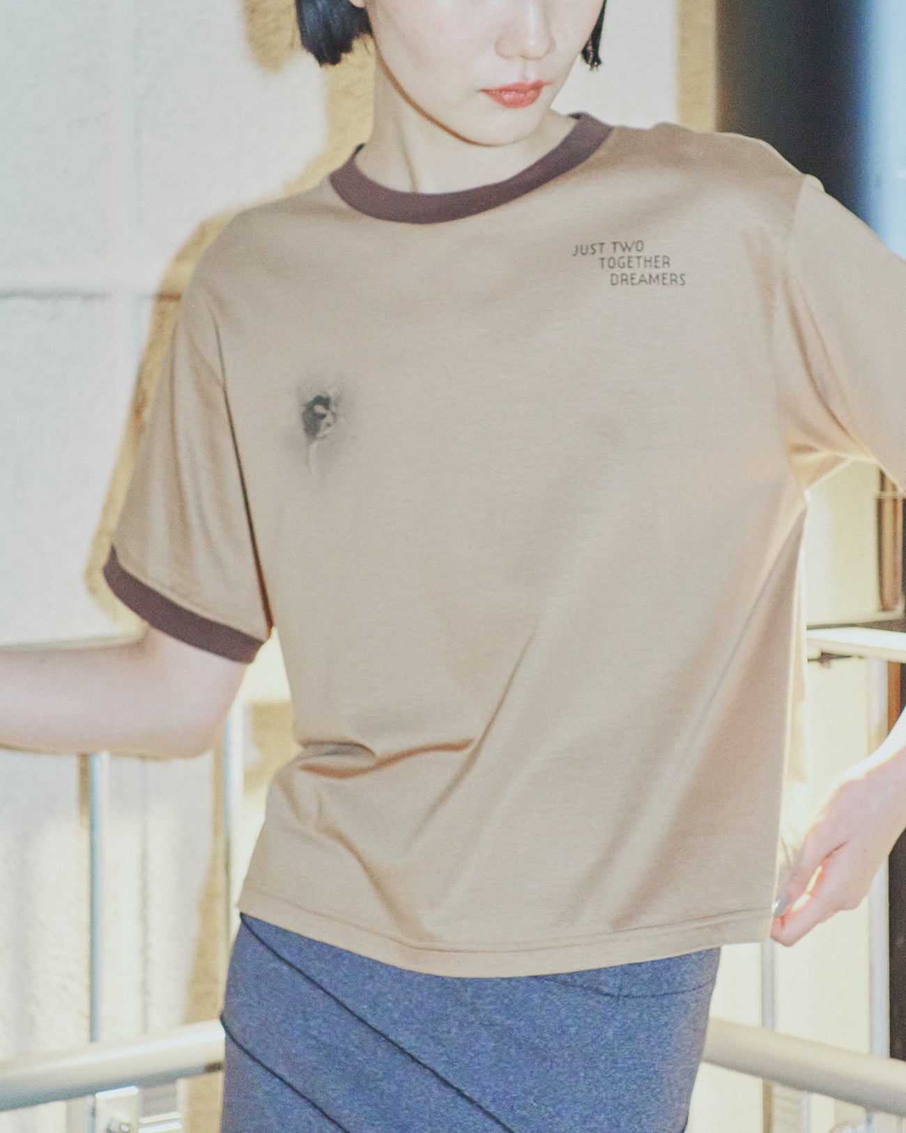 linger T shirt