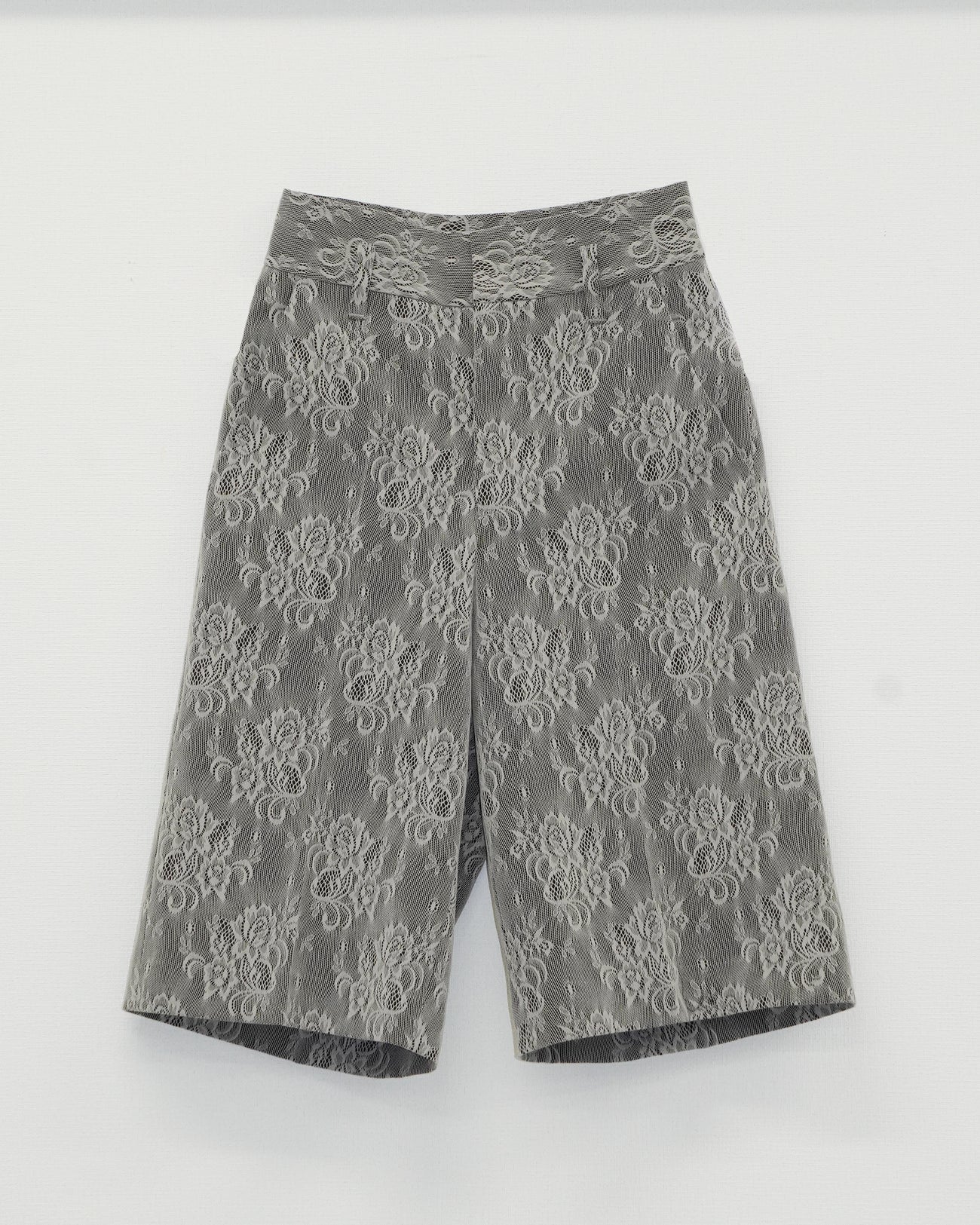 lace bonding half pants