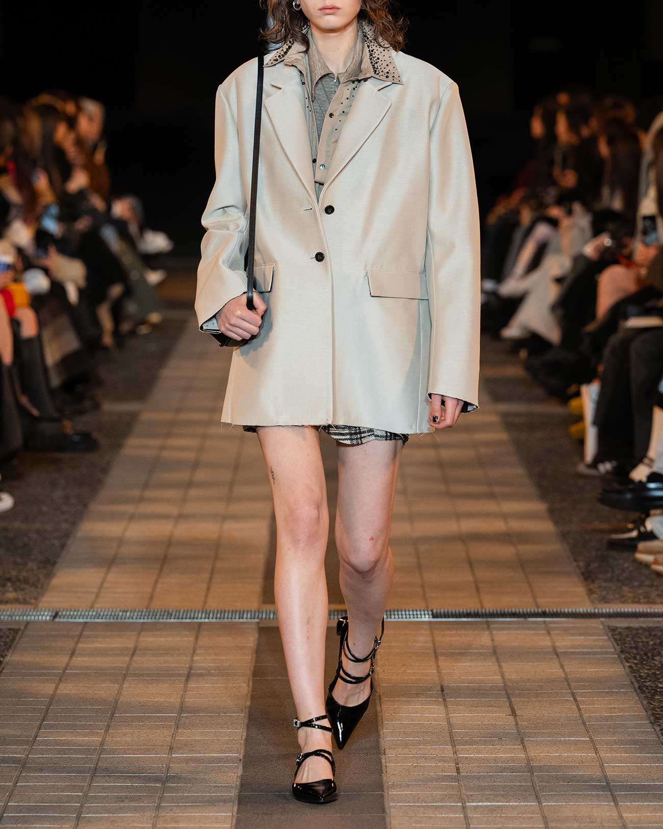 タック＆ツイストトップス – tiit tokyo