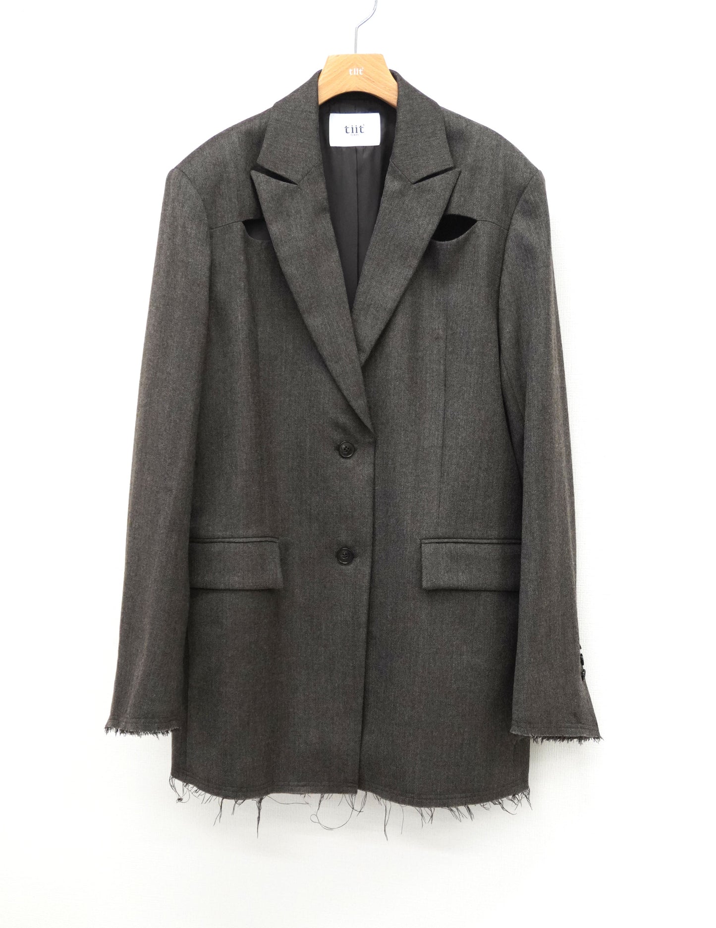 peaked lapel tailored jacket