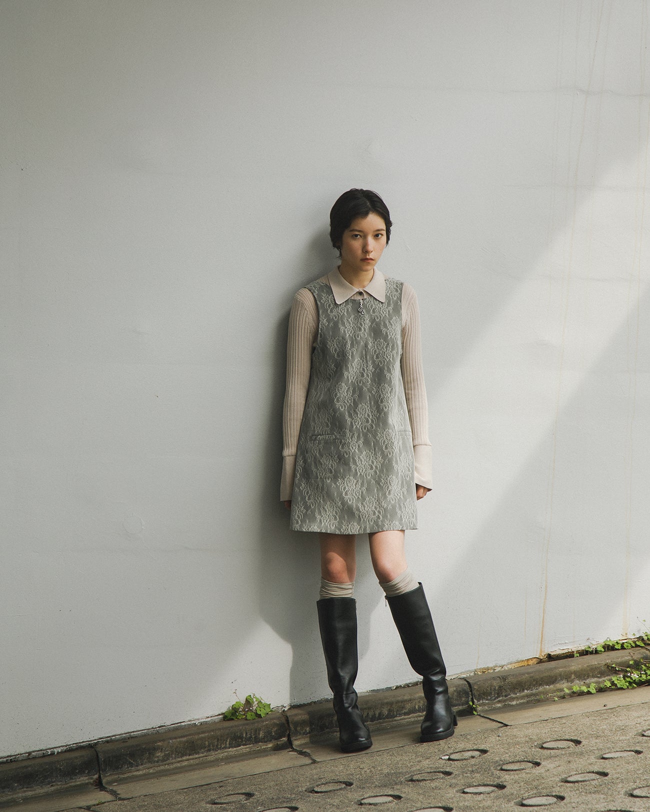 lace bonding dress
