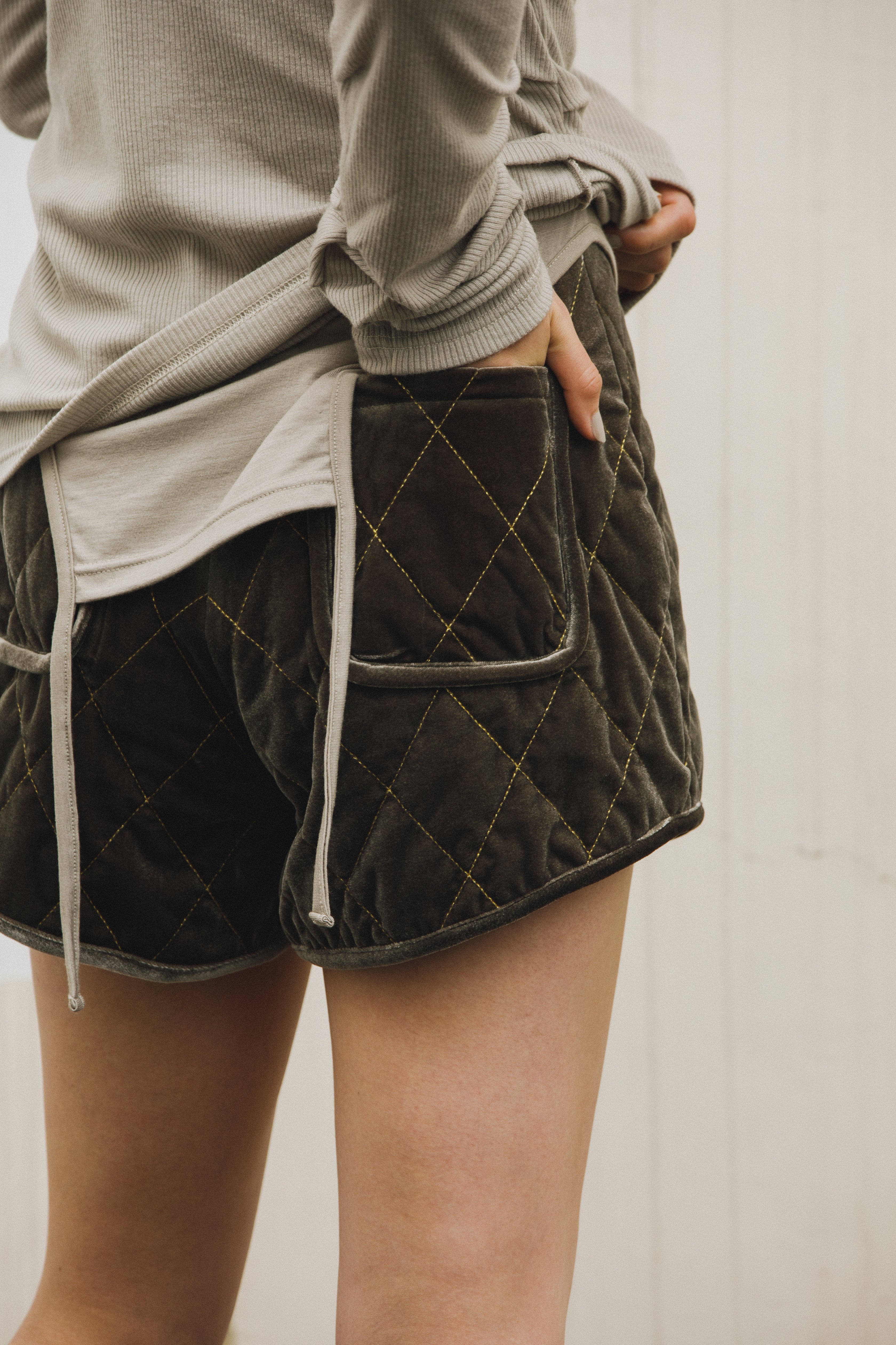 完売品 入手困難 新品 LIten Quilting short pants 黒 完売品 入手困難 新品 LIten Quilting short pants 黒