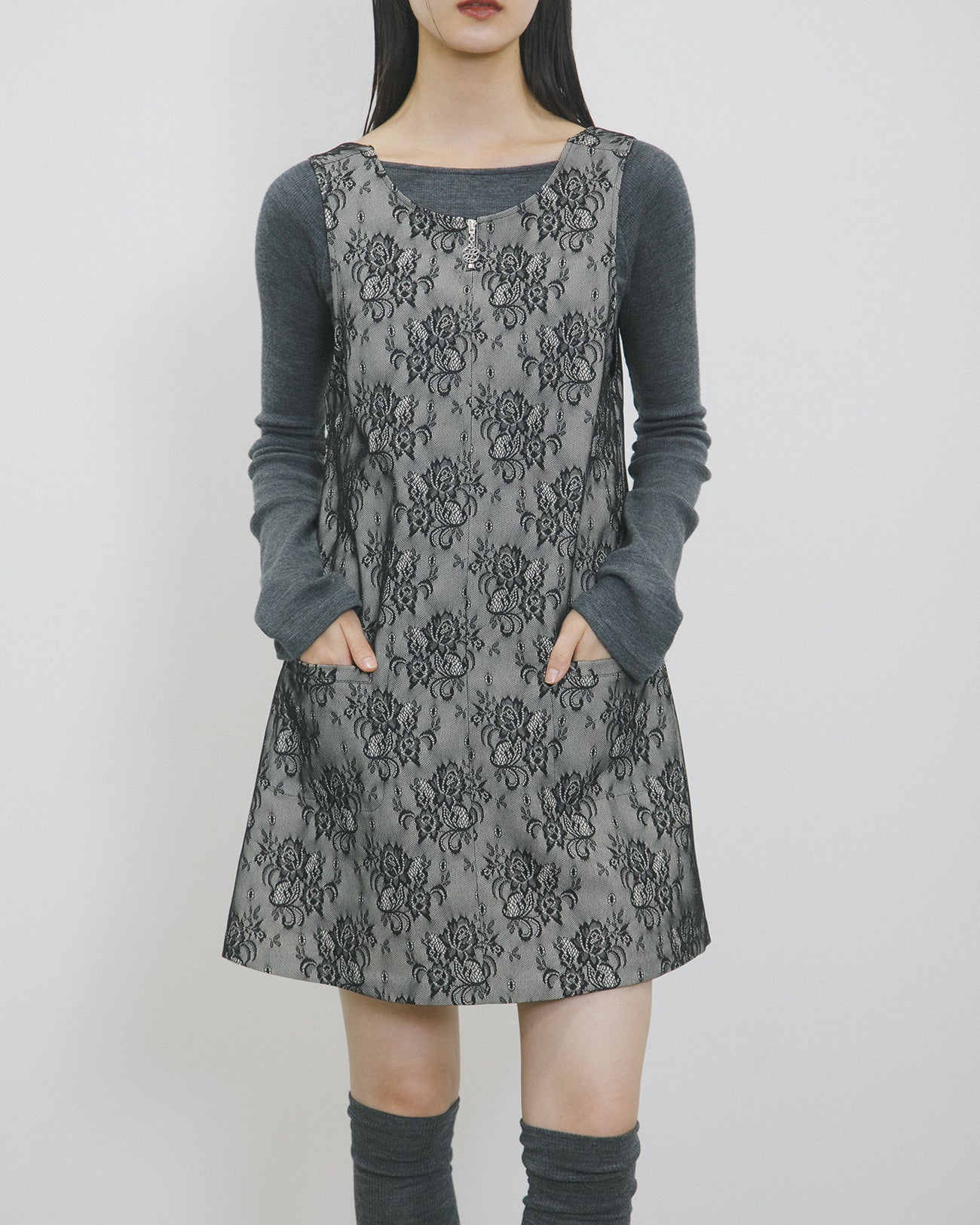 lace bonding dress