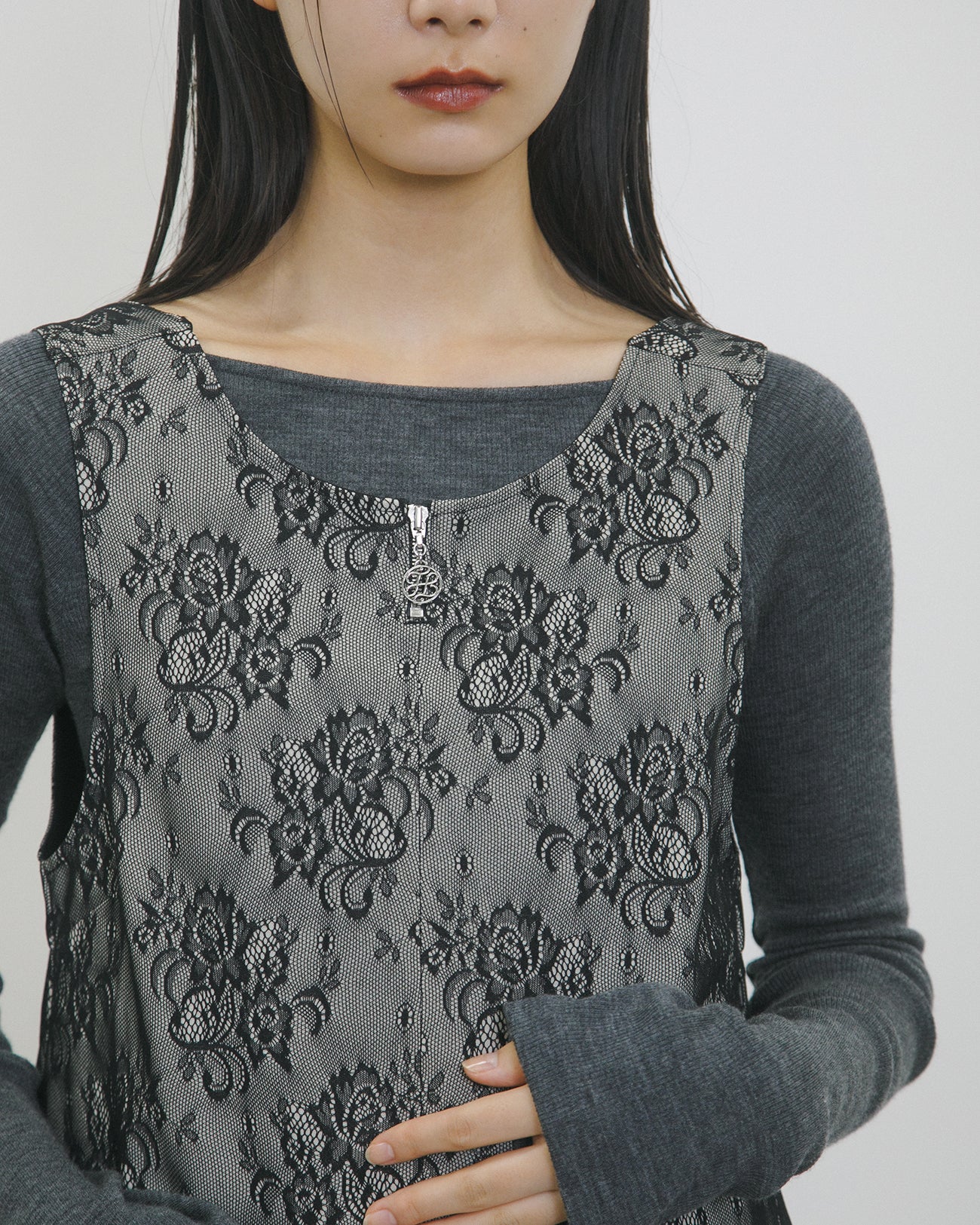 lace bonding dress
