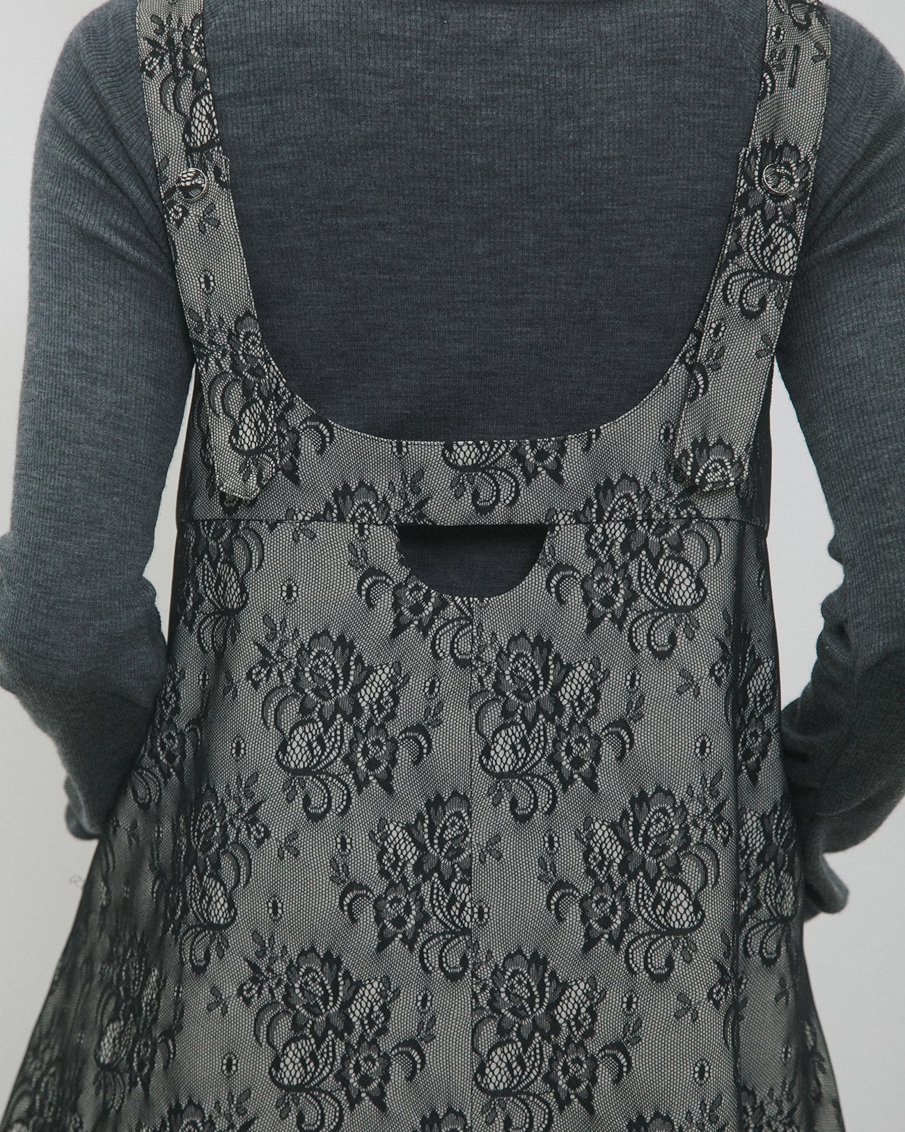 lace bonding dress