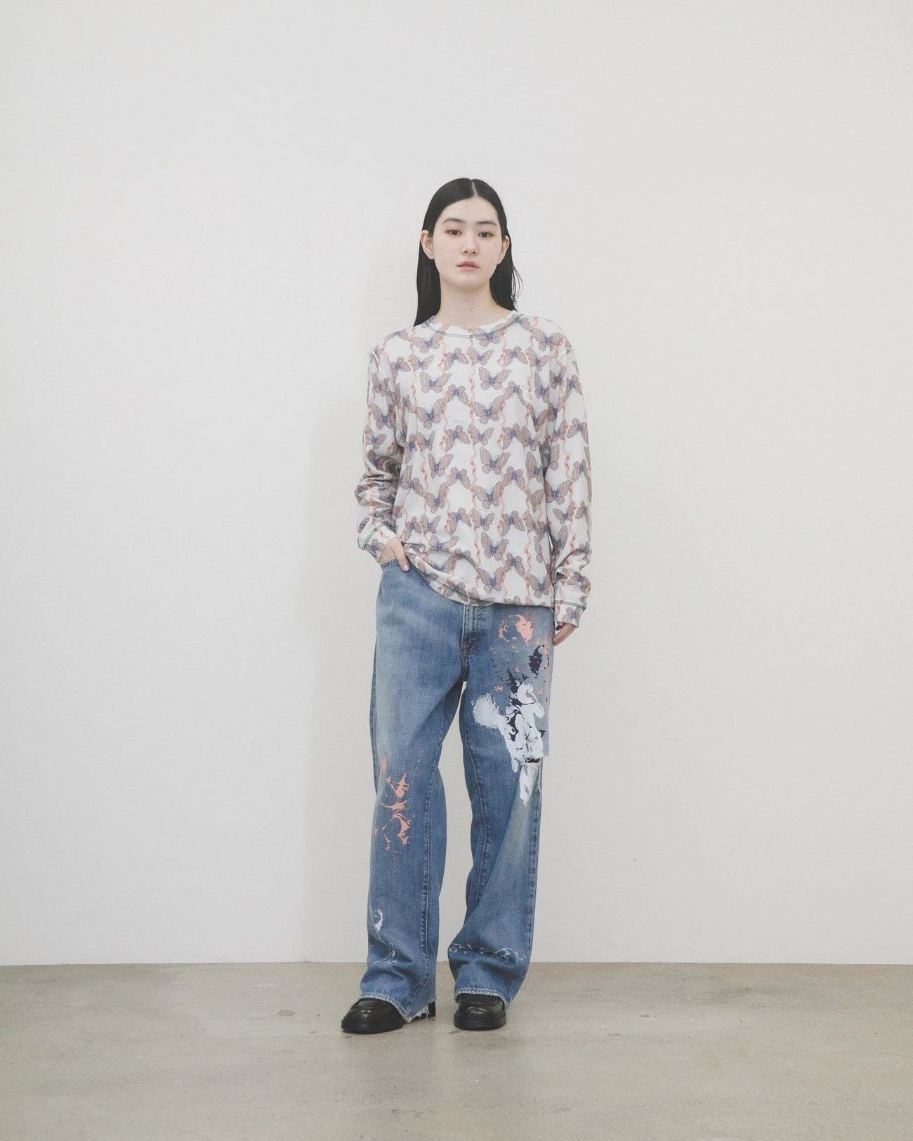 バタフライプリントロングTシャツ