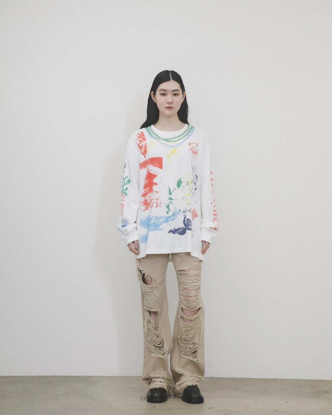 グラフィックロングTシャツ