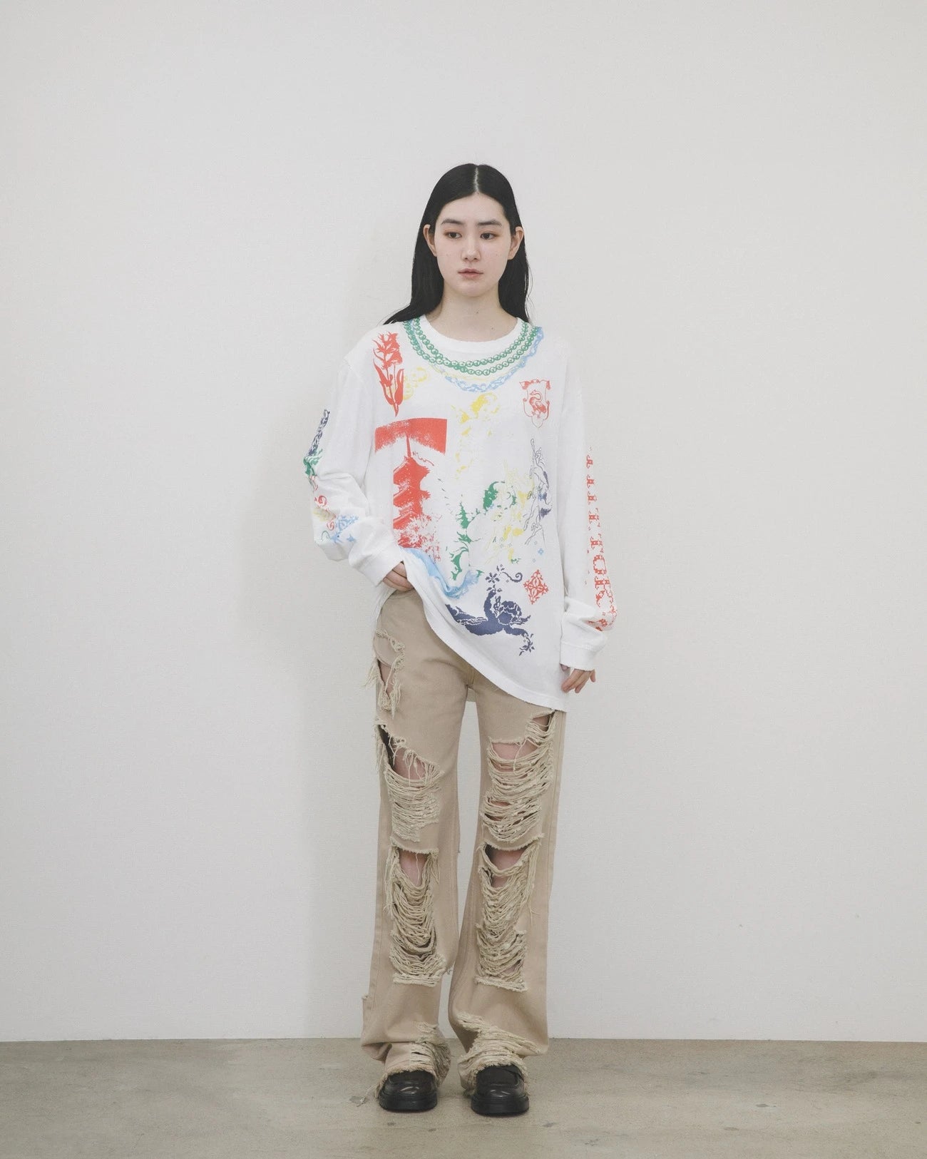 グラフィックロングTシャツ