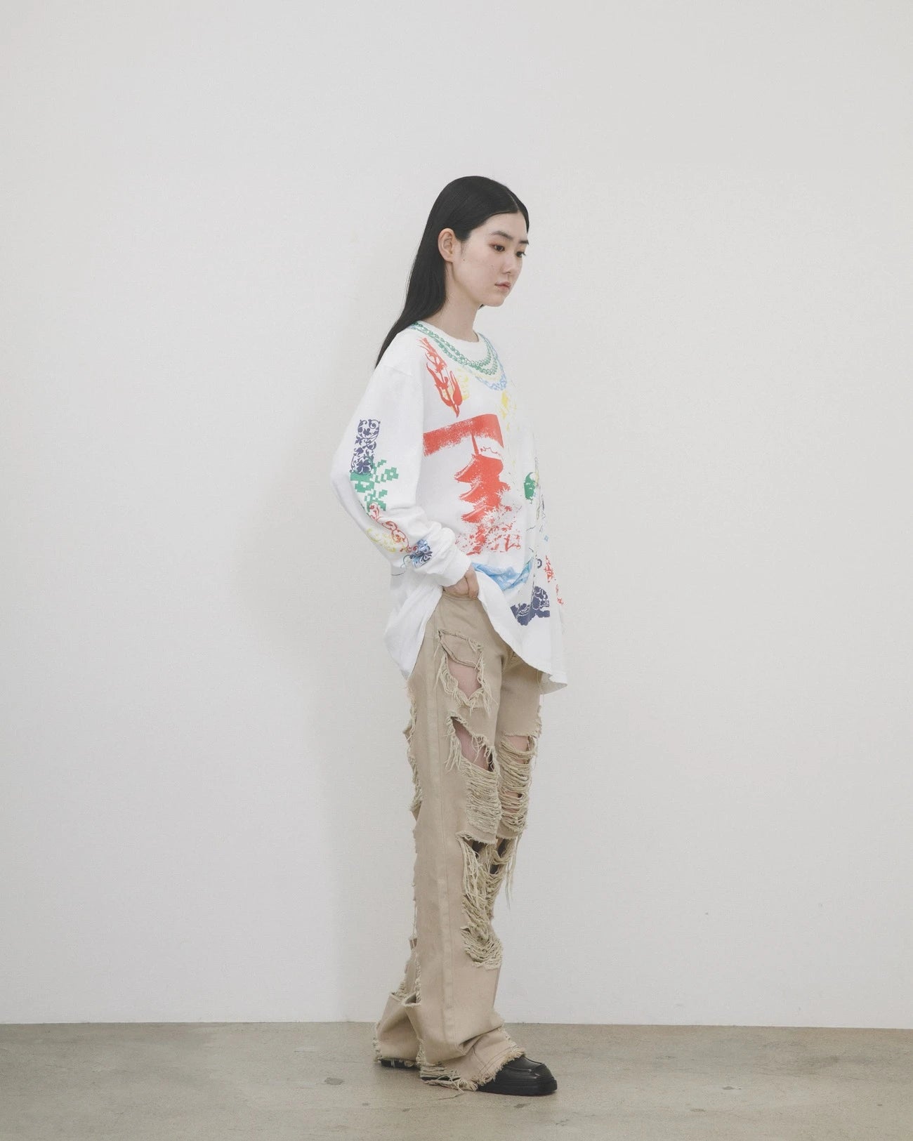 グラフィックロングTシャツ