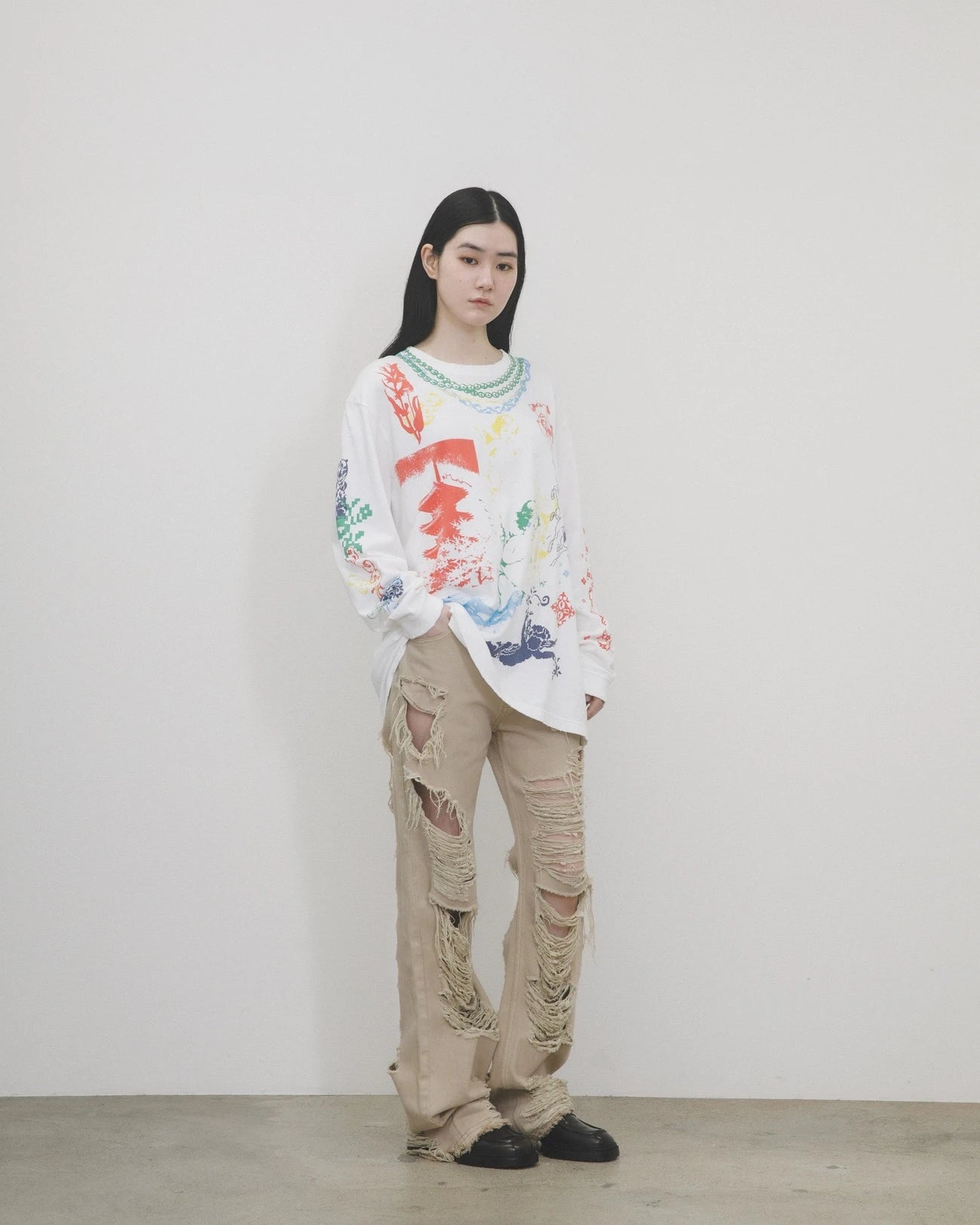 グラフィックロングTシャツ