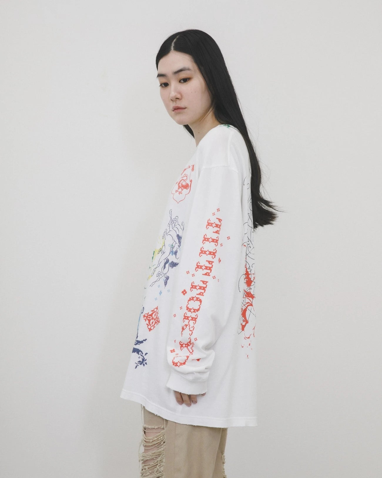 グラフィックロングTシャツ