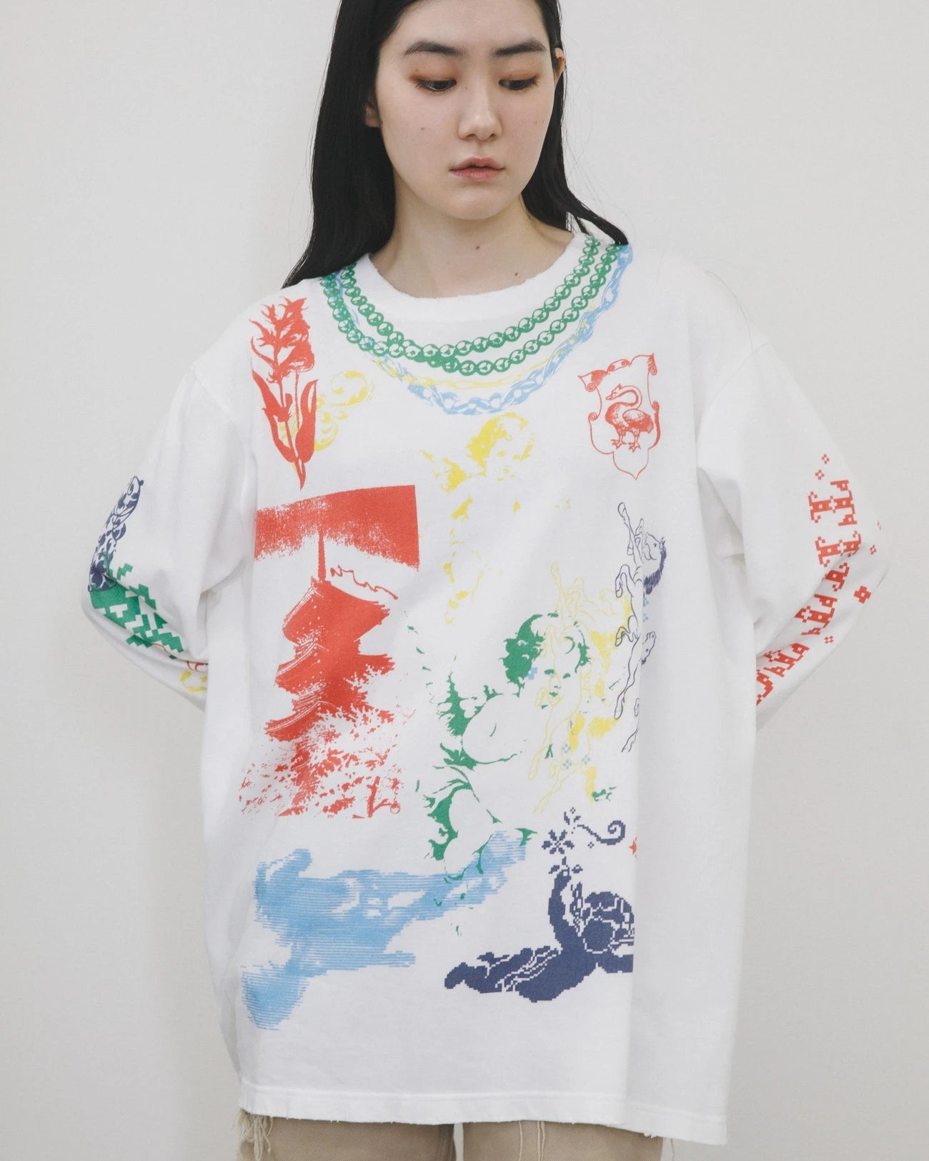 グラフィックロングTシャツ