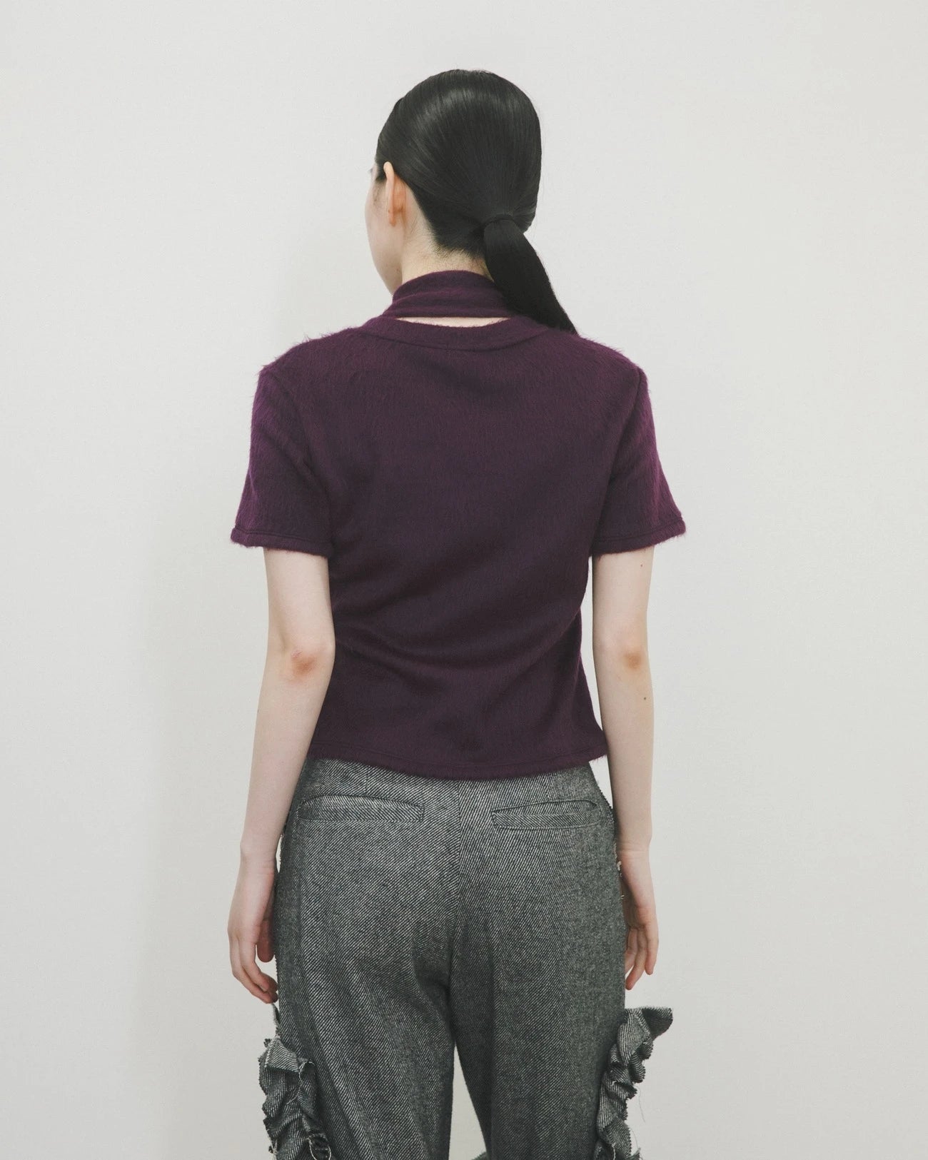 タイ付きファジーTシャツ