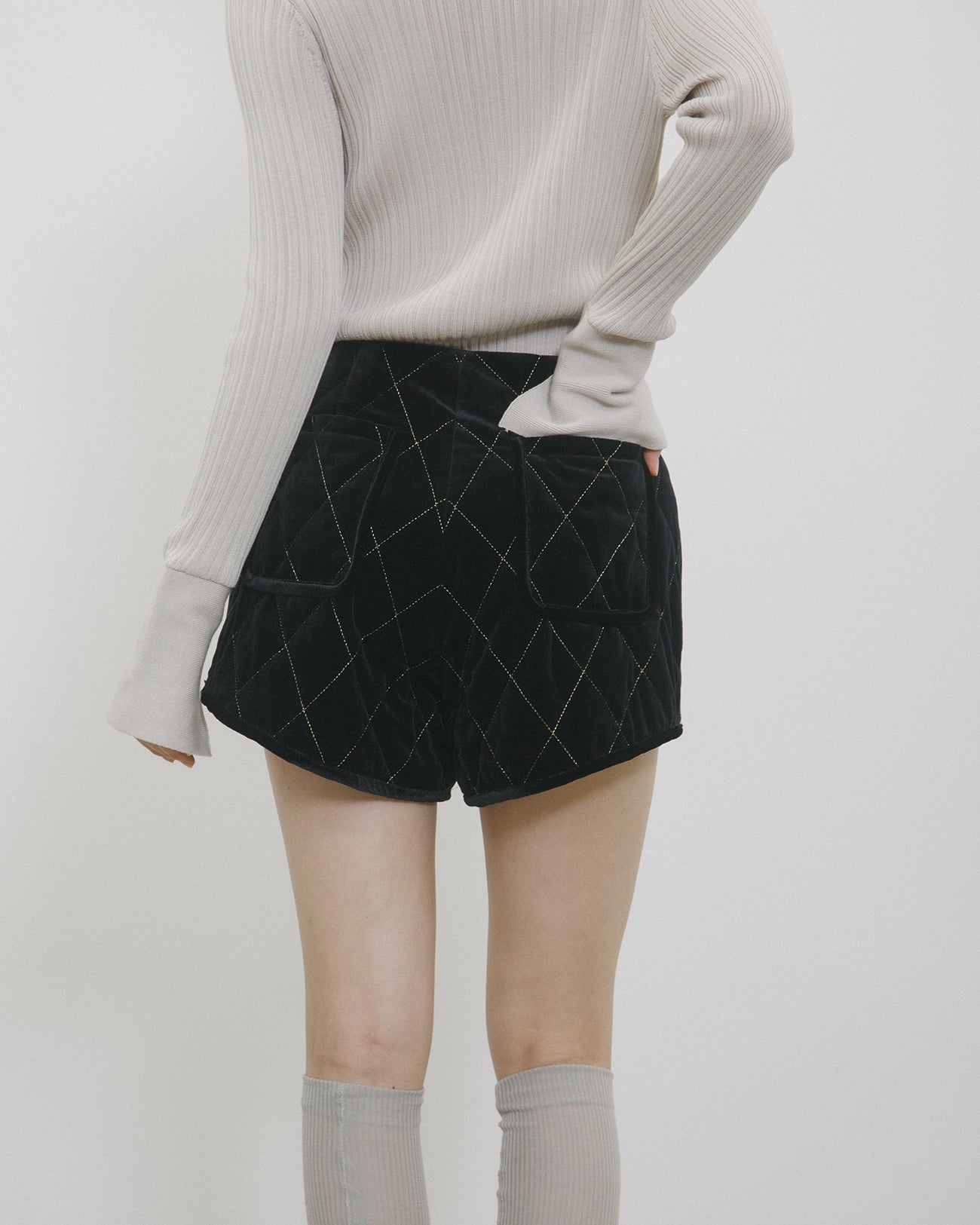 キルティングショートパンツ – tiit tokyo キルティングショートパンツ – tiit tokyo