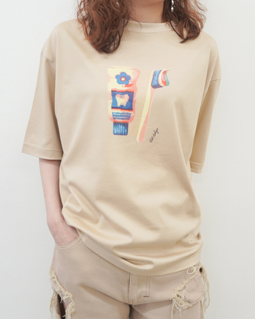 【HOHOEMI × tiit tokyo】original T shirt (beige)